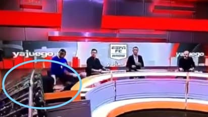 মর্মান্তিক ঘটনা, লাইভ শো চলাকালীন সাংবাদিকদের উপর ভেঙ্গে পড়ল টিভি সেট