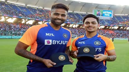 విరాట్ కోహ్లీ నమ్మకమే, నాతో అలా బ్యాటింగ్ చేయించింది... సూర్యకుమార్ యాదవ్ కామెంట్...