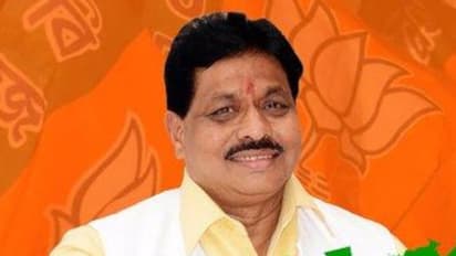 కరోనాతో మాజీ కేంద్ర మంత్రి దిలీప్ గాంధీ మృతి