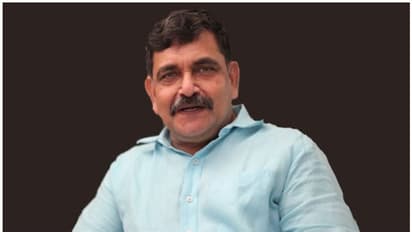 സിപിഎം ബിജെപി ഒത്തുകളിയിൽ ഉറച്ച് ഡോ. ആര് ബാലശങ്കര്; സ്ഥാനാർത്ഥികളെ കെട്ടിയിറക്കി