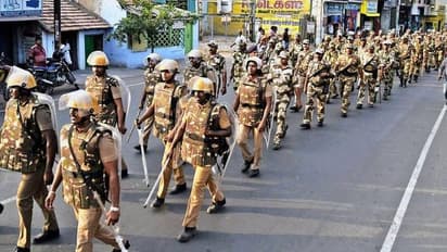 மக்கள் அச்சமின்றி வாக்களிக்க பாதுகாப்பு ஏற்பாடு.. போலீஸ், துணை ராணுவப்படை சென்னையில் கொடி அணிவகுப்பு.