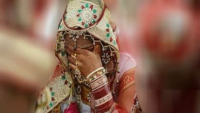 लेडी टीचर ने 13 साल के स्टूडेंट से रचाई जबरन शादी, सुहागरात के बाद खुद हुई विधवा..पति से बोली अब जाओ