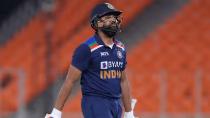 രോഹിത് ഗോള്‍ഡന്‍ ഡക്ക്, നാണക്കേടിന്‍റെ റെക്കോര്‍ഡ്; നിരാശപ്പെടുത്തി വീണ്ടും സൂര്യകുമാര്‍