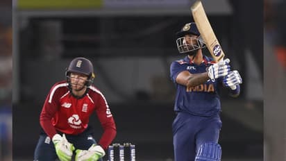 ಟಾಪ್ ಆರ್ಡರ್ ಕಳಚಿದರೂ ಅಬ್ಬರಿಸಿದ ಟೀಂ ಇಂಡಿಯಾ; ಇಂಗ್ಲೆಂಡ್ಗೆ ಕಠಿಣ ಗುರಿ!