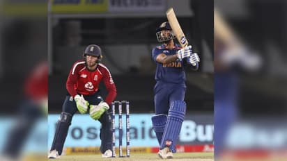 తెలియనప్పుడు అవుట్ ఎలా ఇస్తారు... థర్డ్ అంపైర్ల నిర్ణయాలపై విరాట్ కోహ్లీ అసహనం...