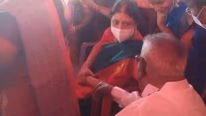 சசிகலா சொன்ன ஒரு நல்ல சேதி... டி.டி.வி.தினகரனை தவிர்க்க கிரேட் எஸ்கேப்..!