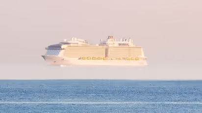 വീണ്ടും ആകാശക്കപ്പല്‍; ബ്രട്ടിനില്‍ മിഥ്യാ കാഴ്ച പതിവാകുന്നു... കാലാവസ്ഥാ പ്രതിഭാസമോ ?