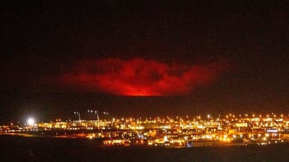 रात के 9:45 बजे आग के गोले में बदल गया शहर, 900 साल बाद फूटा सालों से सोया जवालामुखी