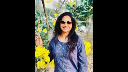 అమ్మకు తగ్గ కూతురు... వైరల్ అవుతున్న సింగర్ సునీత కూతురు శ్రేయ మ్యూజిక్ వీడియో!