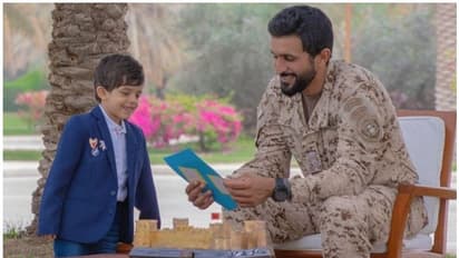 ഗ്രഹങ്ങളെയും നക്ഷത്രങ്ങളെയും 'സ്വപ്നം കണ്ട്' നാലുവയസ്സുകാരന്; പിന്തുണയേകി ബഹ്റൈന് രാജാവ്