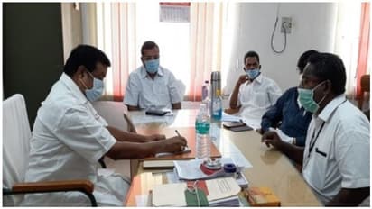 தூது மேல் தூது விடும் திமுக வேட்பாளர்... நரசிம்மன் காலில் விழுந்த அரி..!