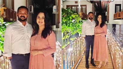 'കഴിഞ്ഞ വര്ഷം ഇതേ ദിവസമായിരുന്നു ഞങ്ങള് ആദ്യമായി കണ്ടുമുട്ടിയത്'; അശ്വിനെ ചേർത്തുനിർത്തി മിയ