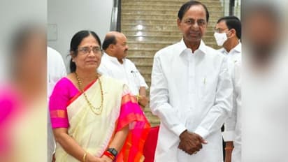 ఎమ్మెల్సీ ఎన్నికలు: వాణీదేవిని అభినందించిన సీఎం కేసీఆర్