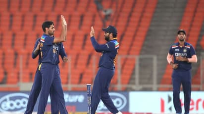 Bhuvneshwar Kumar : संधी मिळूनही धोका टळला नाही; भुवीच्या निवडीमागे बीसीसीआयचा 'माइंड गेम'?