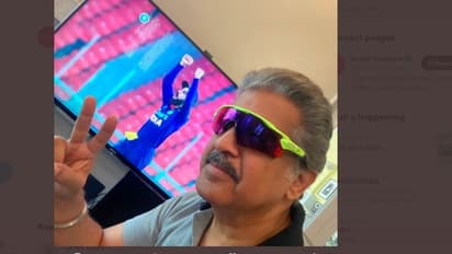 అభిమానికి ఇచ్చిన మాటను నిలబెట్టుకున్న ఆనంద్ మహీంద్ర.. మిస్టర్ కూల్ అంటూ ఫాలోవర్లు ట్వీట్..