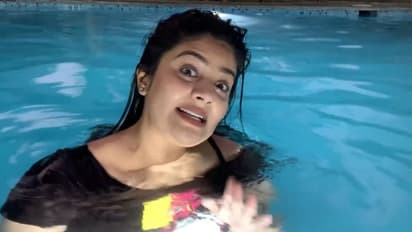 ఫార్మ్ హౌస్ లో వీకెండ్ ఎంజాయ్ చేస్తున్న శ్రీముఖి.. వైరల్ అవుతున్న వీడియో!