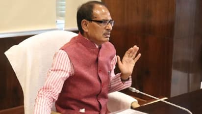 CM शिवराज का बड़ा फैसला: इस बार MP में घर पर ही मनेगी होली, जारी की कोरोना की नई गाइडलाइन