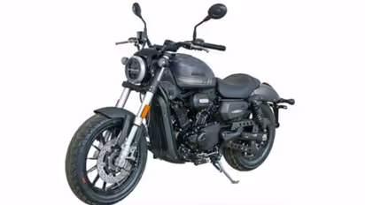 ഹാര്ലി ഡേവിഡ്സണ് 300 സിസി റോഡ്സ്റ്റര് ഒരുങ്ങുന്നു