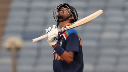 ఈ ఇన్నింగ్స్‌ నాన్నకే అంకితం... కన్నీళ్లు పెట్టుకున్న కృనాల్ పాండ్యా...