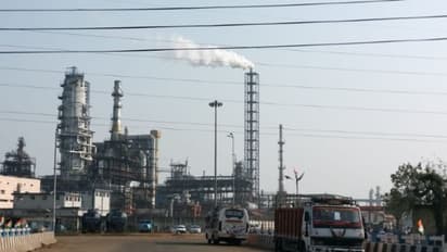 ভোটের হলদিয়ায় অন্য বার্তা, সম্পূর্ণ পরিবর্তন চায় হলদিয়ার নতুন প্রজন্ম