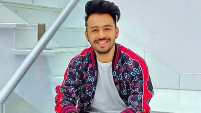 Tony Kakkar’s Biography | Birth | Family | Marriage | Debut | Popular Songs | Facts