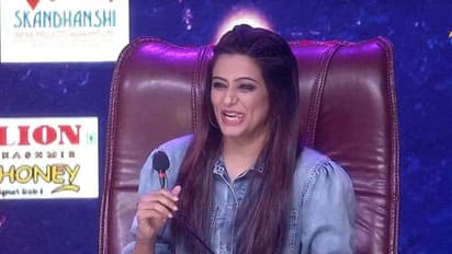 బేర్ బాడీలో చూసి డాన్సర్ కి కిస్ ఇచ్చిన ప్రియమణి.. మీకూ కావాలా అంటూ ఆది, సుధీర్ లకు బంపర్ ఆఫర్!