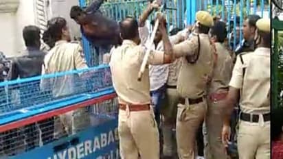 తెలంగాణ: ఉద్యోగుల రిటైర్మెంట్ వయసు పెంపు.. భగ్గుమన్న విద్యార్ధి లోకం