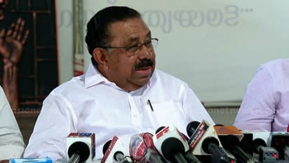 ആഴക്കടൽ മത്സ്യബന്ധനം: ജുഡീഷ്യൽ അന്വേഷണം നടത്തണം; മുഖ്യമന്ത്രി കള്ളം പറയുന്നു, കൊള്ള നടത്തുന്നുവെന്നും എംഎം ഹസൻ