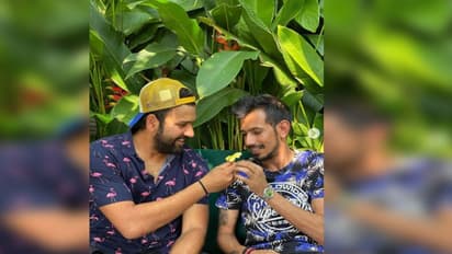 రోహిత్ శర్మ, చాహాల్ మధ్య బ్రొమాన్స్... ఫోటోలు చూసి షాకైన ధనుశ్రీ, రితికా...