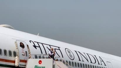 ১৫ মাস পর নতুন বিমানে বিদেশ সফর, বাংলাদেশে গিয়ে বাংলাতে বার্তা মোদীর