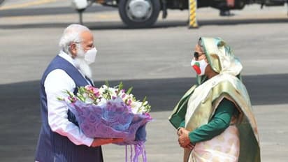 ভারতের করোনা সংকটে পাশে থাকার বার্তা বাংলাদেশের, ওষুধ দেওয়ার প্রতিশ্রুতি ঢাকার