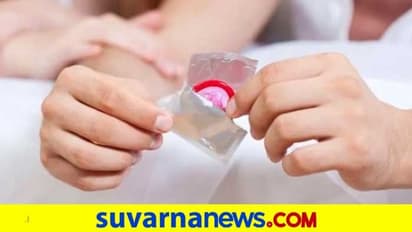 ಇಲ್ಲಿನ ಬಹುತೇಕ ಪ್ರೌಢಶಾಲೆಗಳಲ್ಲಿ ಕಾಂಡೋಮ್ ವಿತರಣಾ ಯಂತ್ರಗಳಿವೆ