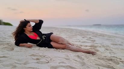 Qishloqda etuklar pornosini onlayn tomosha qiling