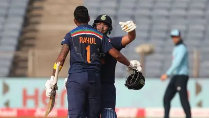 கேஎல் ராகுல் அபார சதம்.. ரிஷப் பண்ட், பாண்டியாவின் காட்டடியால் இங்கி.,க்கு கடின இலக்கை நிர்ணயித்த இந்தியா