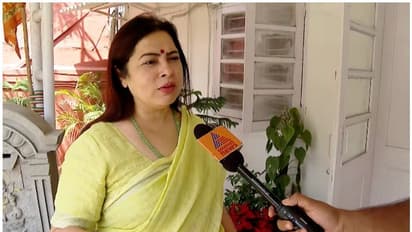 दिल्ली में डोर स्टेप डिलेवरी से केजरीवाल सरकार कालाबाजारी को देगी बढ़ावाः मीनाक्षी लेखी