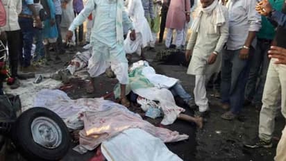 होली मनाने खुशी-खुशी निकला था परिवार, रास्ते में मिली सभी को दर्दनाक मौत..गुलाल की मस्ती खून से हुई लाल