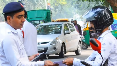 ബസ് പാതകളിലെ പാർക്കിംഗ്, ദില്ലിയിൽ വലിച്ചുനീക്കിയത് ഇത്രയും വാഹനങ്ങൾ