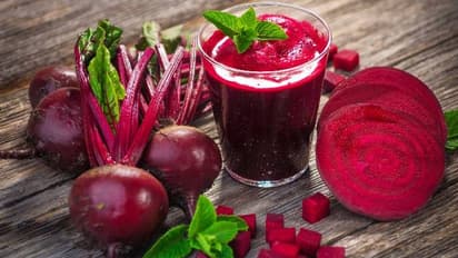 കണ്ണിന് ചുറ്റുമുള്ള കറുപ്പകറ്റാനും ചര്മ്മം തിളങ്ങാനും ബീറ്റ്റൂട്ട് ഇങ്ങനെ ഉപയോഗിക്കാം...