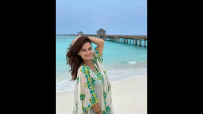 స్వర్గంలో విహరిస్తున్నట్టుందిః మాల్దీవుల్లో హనీమూన్‌ ఎంజాయ్‌ చేస్తున్న హీరోయిన్‌ దియా మీర్జా..