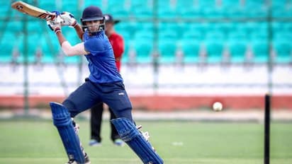 ప్రపంచంలోనే అత్యంత ధనిక క్రికెటర్ ఈ కుర్రాడే... మనోడి ఆస్తి ఎన్ని వేల కోట్లు ఉందో తెలిస్తే...