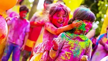राजस्थान में शाम 4 से रात 10 बजे तक खेल सकेंगे होली, MP-दिल्ली समेत 5 राज्यों में होली मिलन समारोह पर रोक