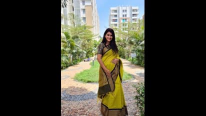 கர்ப்பமாக இருக்கும்... 'ராஜா ராணி' சீரியல் நடிகை ஸ்ரீதேவியின் Pregnancy போட்டோ ஷூட்!