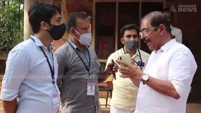 തപാൽ വോട്ട് ശേഖരിക്കാനെത്തിയ ഉദ്യോഗസ്ഥൻ്റെ ഐഡി കാർഡിൽ ഫോട്ടോ ഇല്ല; ക്രമക്കേട് ആരോപിച്ച് യുഡിഎഫ്