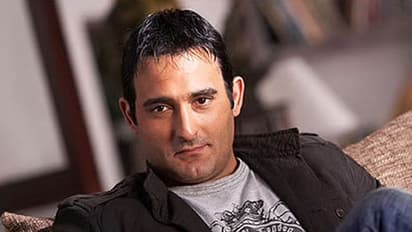 Akshaye Khanna ಇನ್ನೂ ಬ್ಯಾಚುಲರ್  ಆಗಿ ಉಳಿಯುಲು Karishma Kapoor ಕಾರಣನಾ?