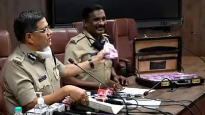 വ്യാജ കറന്സി കൊടുത്ത് 500 കിലോ കഞ്ചാവ് വാങ്ങി ബെംഗളൂരു പൊലീസ്! സിനിമാ സ്റ്റൈല് ലഹരിവേട്ട