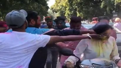 होली के हुड़दंग के बीच लड़कियों को जरूर करने चाहिए ये 5 काम, लफंगों के इरादे हो जाएंगे नाकामयाब