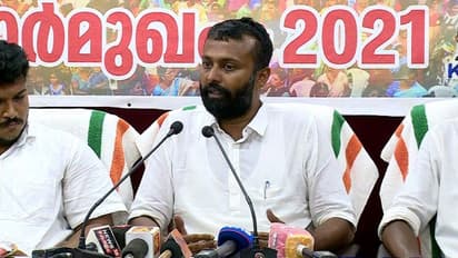 ബിജെപി വോട്ട് അഭ്യര്ത്ഥിച്ച് തലശ്ശേരിയിലെ സ്വതന്ത്രൻ സിഒടി നസീര്; പിന്തുണ നൽകി ബിജെപി