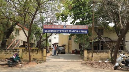 காவலர்களுக்கு கவர் கொடுத்த விவகாரம்... திருச்சியில் சிபிசிஐடி விசாரணை தொடக்கம்... பீதியில் திமுக!