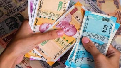 Income tax slab 2021-22 : ആദായ നികുതി പരിധിയിൽ ഒരു മാറ്റവുമില്ല; റിട്ടേൺ സമർപ്പിക്കാൻ പുതിയ സംവിധാനം വരും