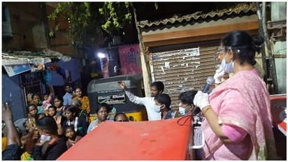 கேட்கக்கூடாததை கேட்டு அடம்பிடித்து போதை ஆசாமி சேட்டை... கொரோனா இருப்பதாகக்கூறி தப்பிய நடிகை ஸ்ரீப்ரியா..!